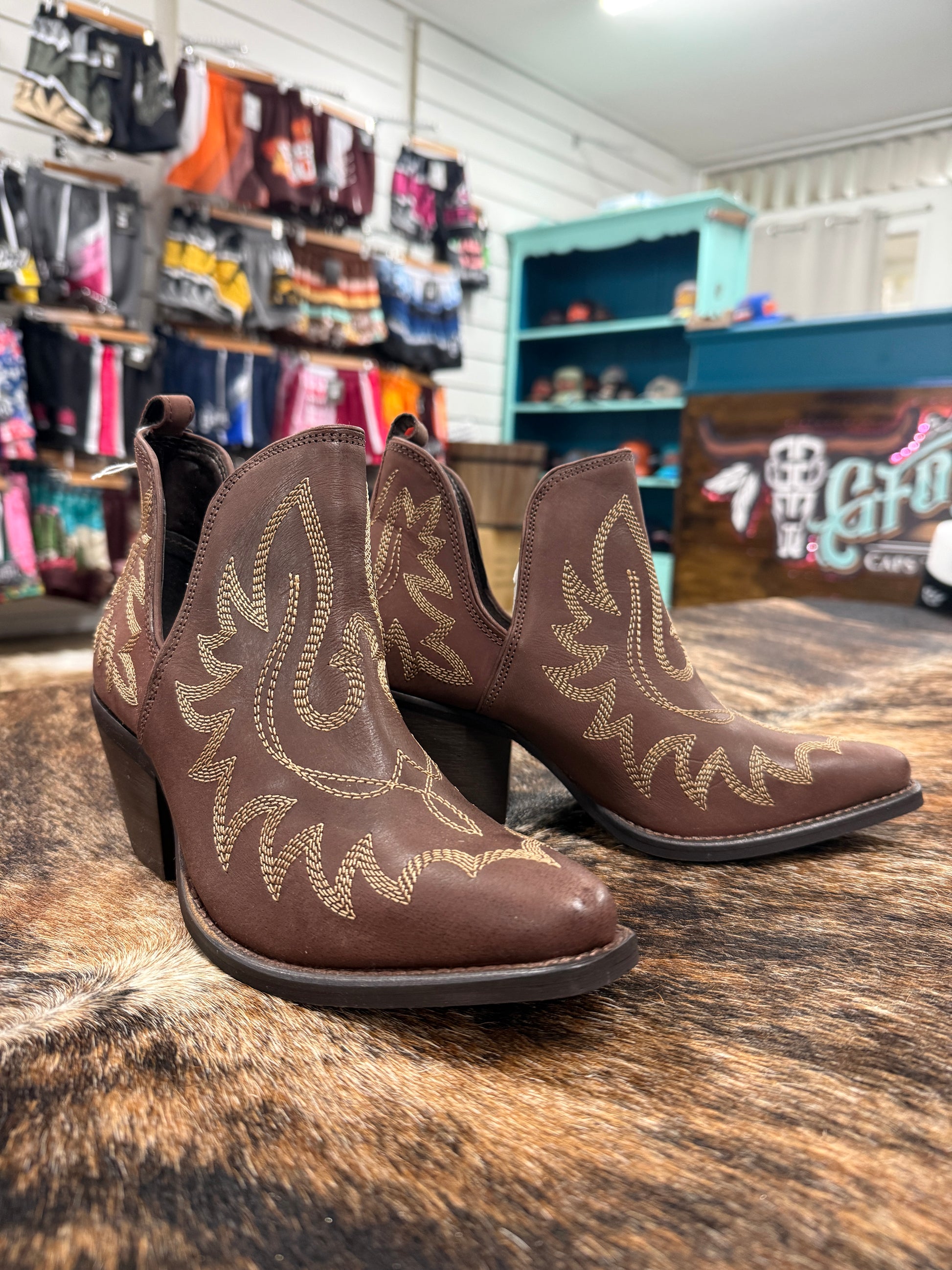 Myra Boots