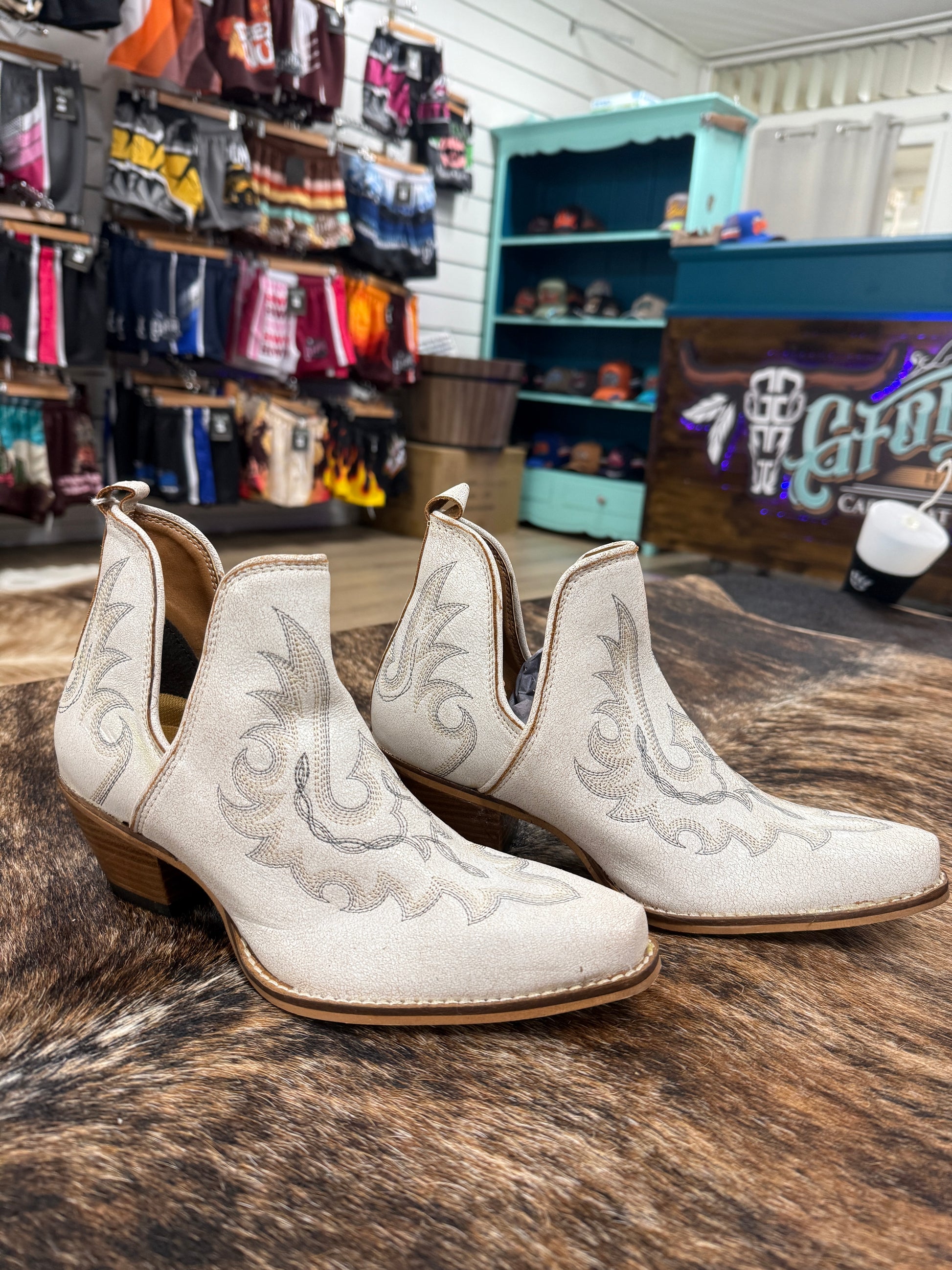 Myra Boots - White