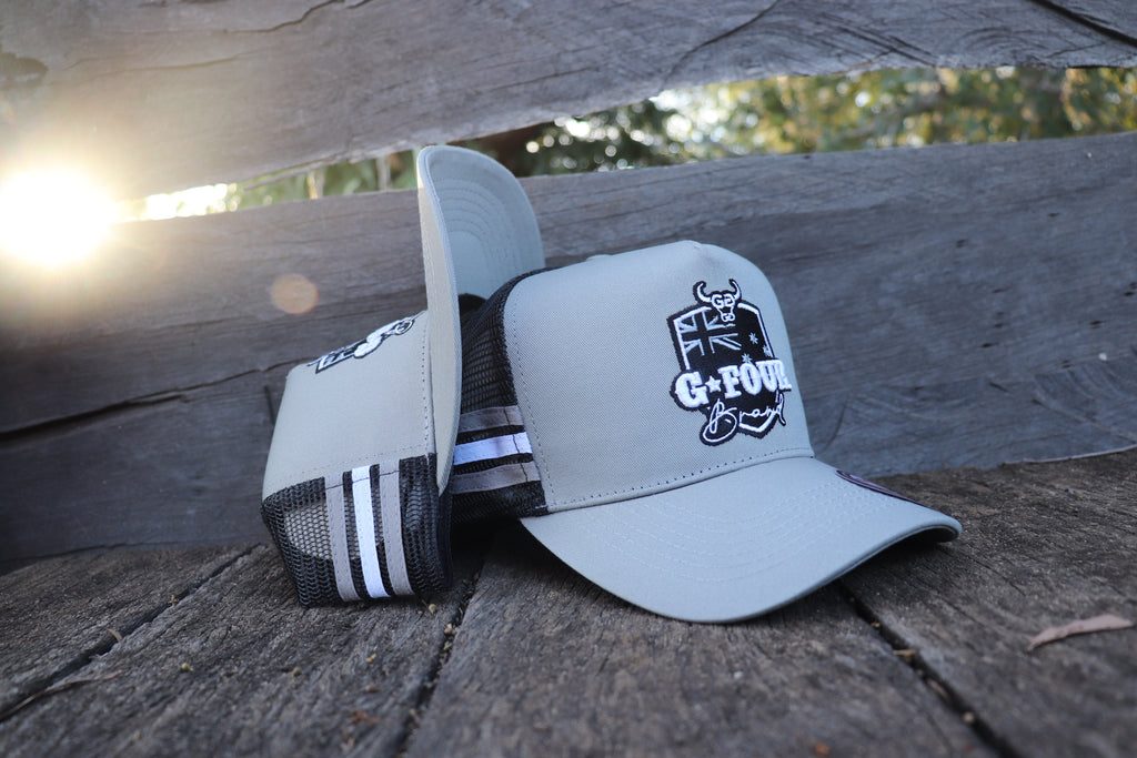 “Tablelands” Grey/Black
