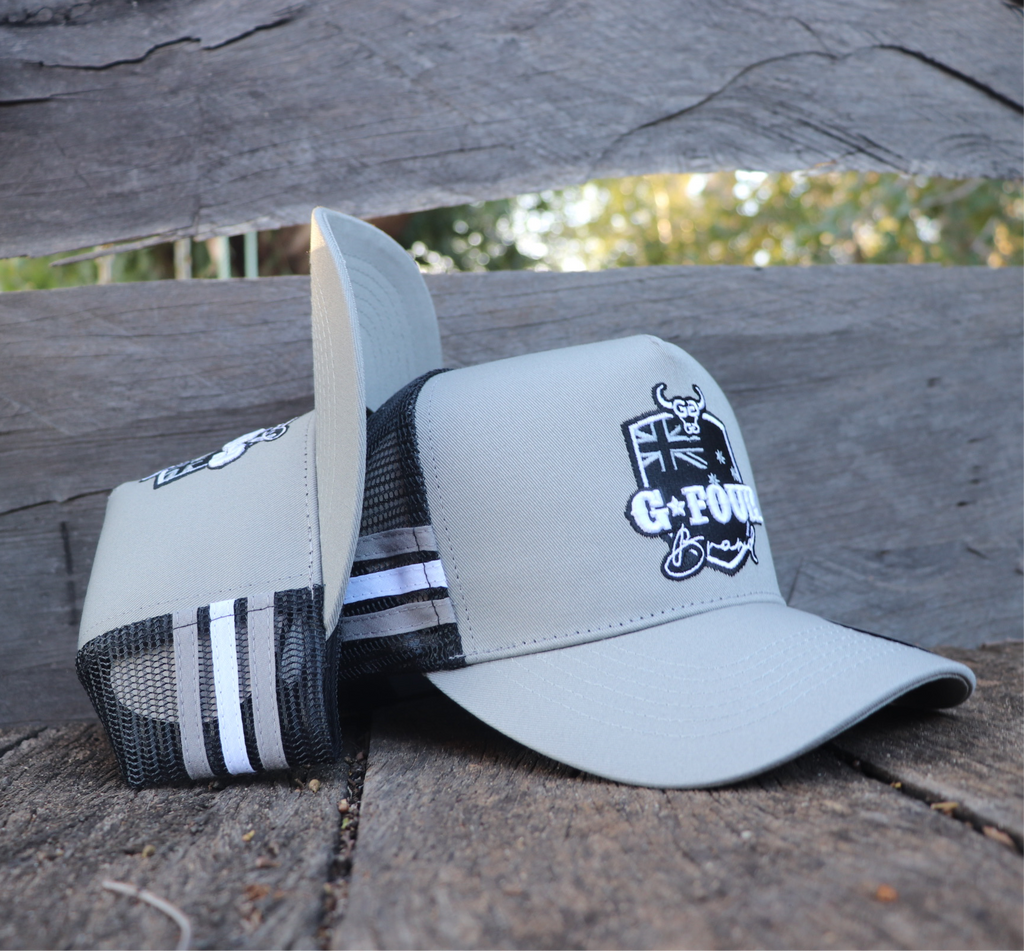 “Tablelands” Grey/Black